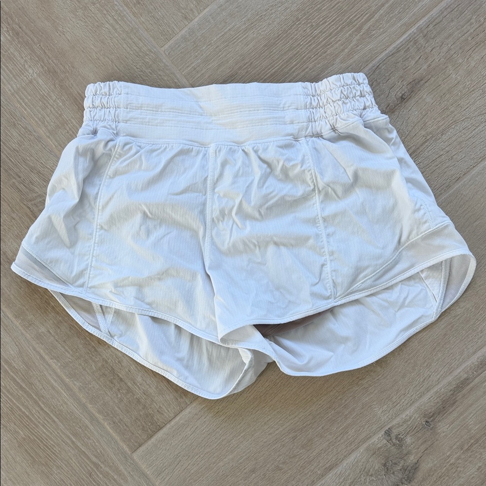 lululemon athletica Women's White Athletic Shorts Hotty hot 6